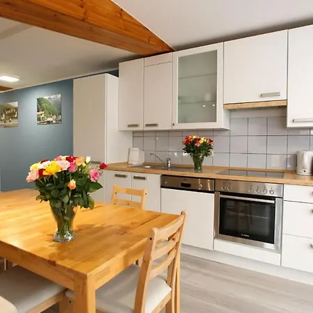 Hausboote In *